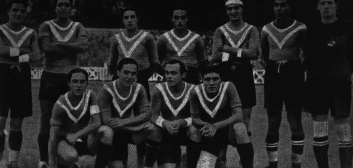 Equip del CF Badalona a principis del segle XX